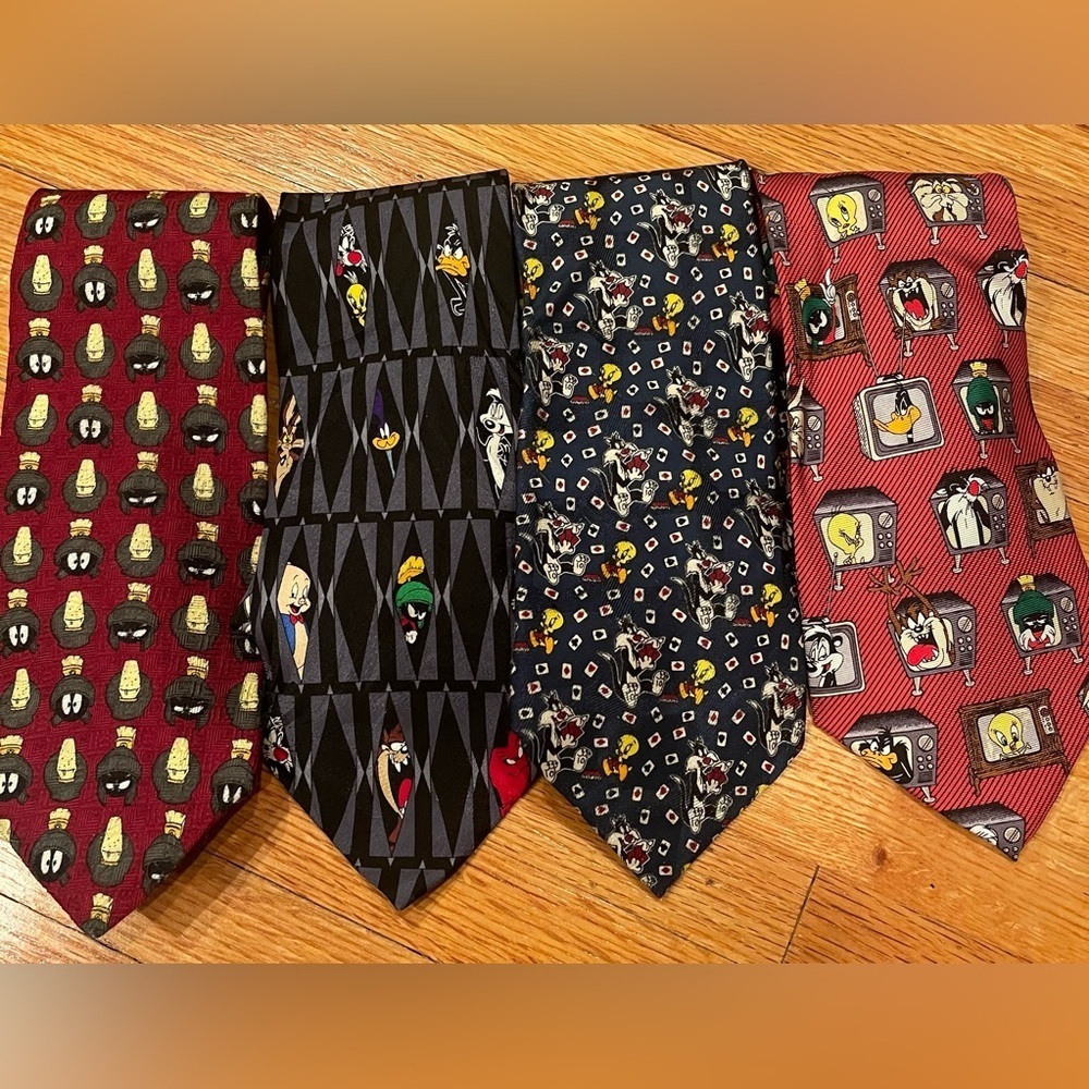Warner Bros. Looney Tunes Tie Collection - 100% Silk Vintage